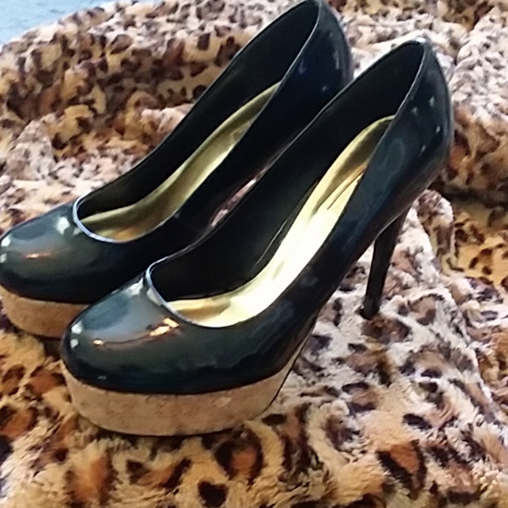 Black patent leather stiletto
